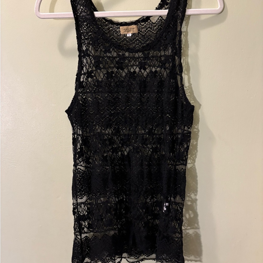 Piko 1988 Black Sleeveless Tank Top